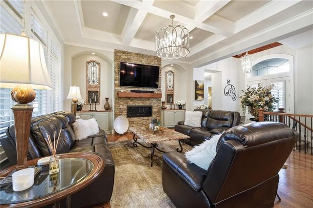 10423 W 168th Terrace, Overland Park, KS 66221