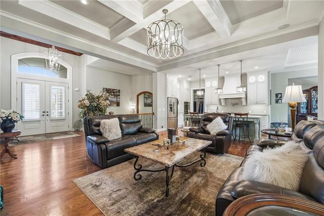 10423 W 168th Terrace, Overland Park, KS 66221