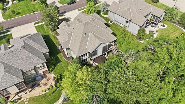 10423 W 168th Terrace, Overland Park, KS 66221