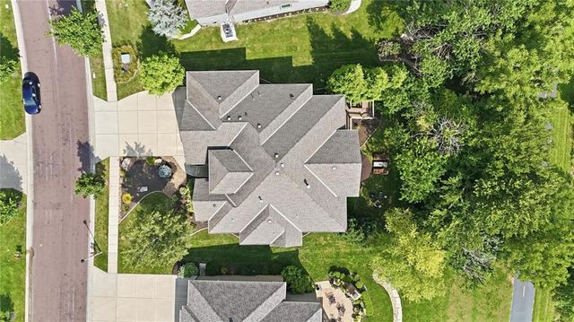10423 W 168th Terrace, Overland Park, KS 66221