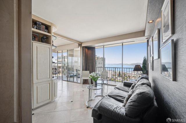 999 Green Street 1501, San Francisco, CA 94133