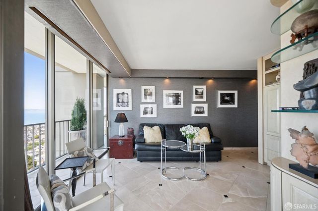 999 Green Street 1501, San Francisco, CA 94133