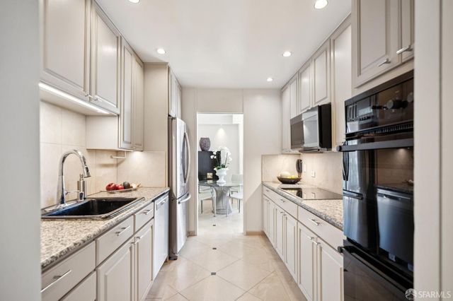999 Green Street 1501, San Francisco, CA 94133