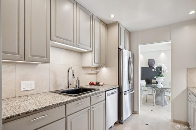 999 Green Street 1501, San Francisco, CA 94133