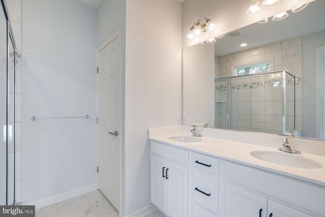 1112 HOPKINS ROAD, Chester, MD 21619