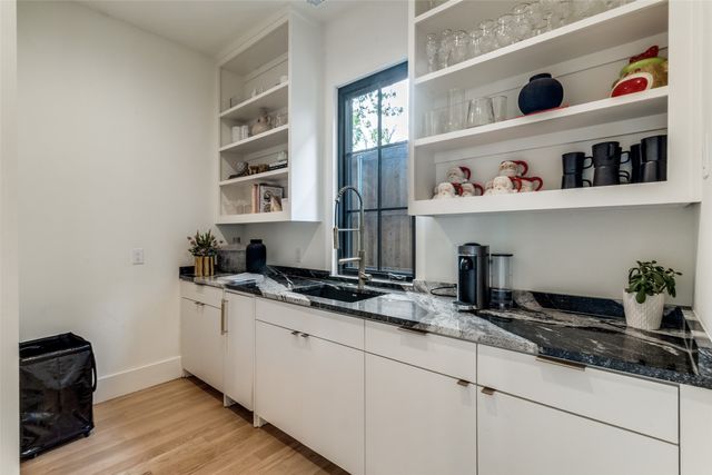 7122 Lakewood Boulevard, Dallas, TX 75214