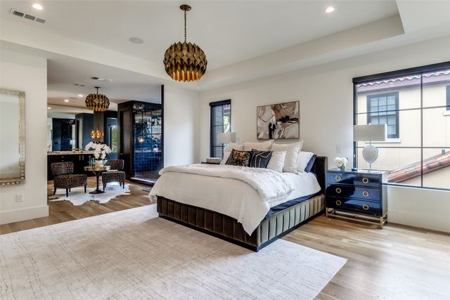 7122 Lakewood Boulevard, Dallas, TX 75214