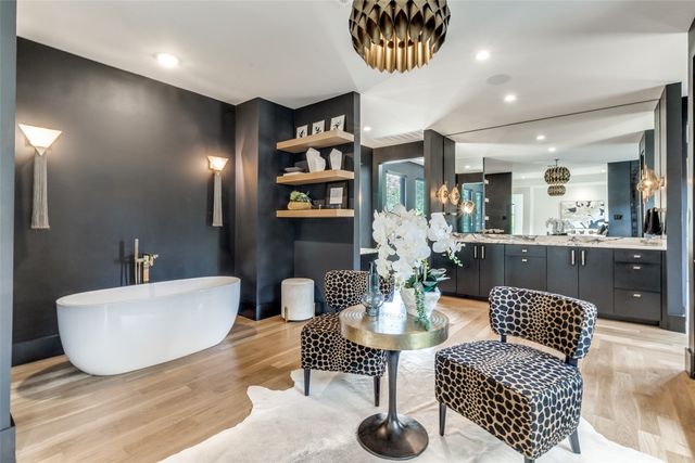 7122 Lakewood Boulevard, Dallas, TX 75214