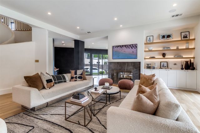 7122 Lakewood Boulevard, Dallas, TX 75214