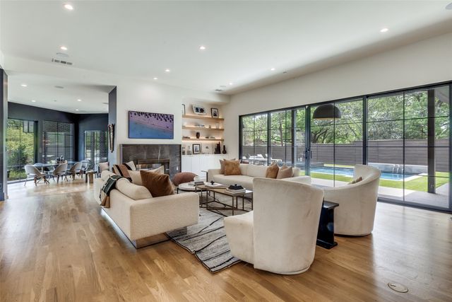 7122 Lakewood Boulevard, Dallas, TX 75214