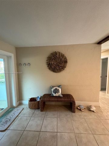 275 Pueblo St, Tavernier, FL 33036