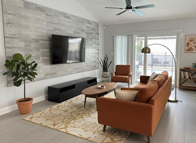 14145 SW 100th Ter, Miami, FL 33186