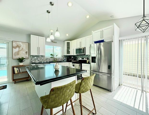 14145 SW 100th Ter, Miami, FL 33186