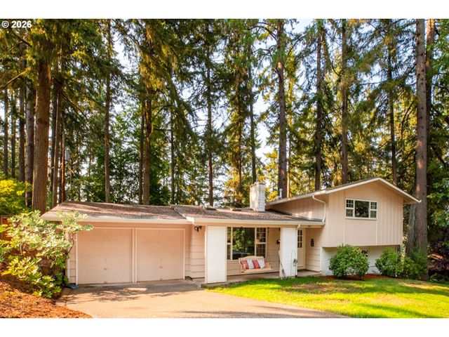 4845 BROOKWOOD St, Eugene, OR 97405