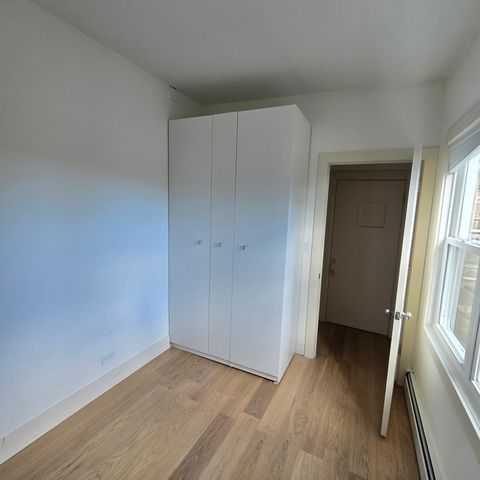 4137 N Bernard Street 3, Chicago, IL 60618