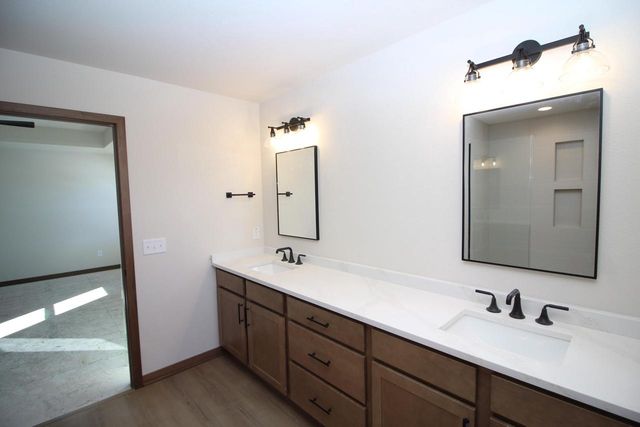 1241 Valley Hill LANE, Union Grove, WI 53182