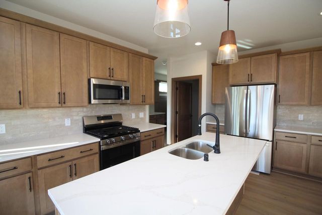 1241 Valley Hill LANE, Union Grove, WI 53182