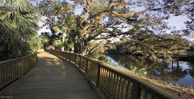 13020 Pebblebrook Point CIR 202, Fort Myers, FL 33905