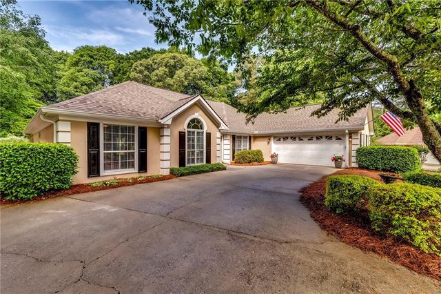 505 Cambridge Circle, Jonesboro, GA 30236