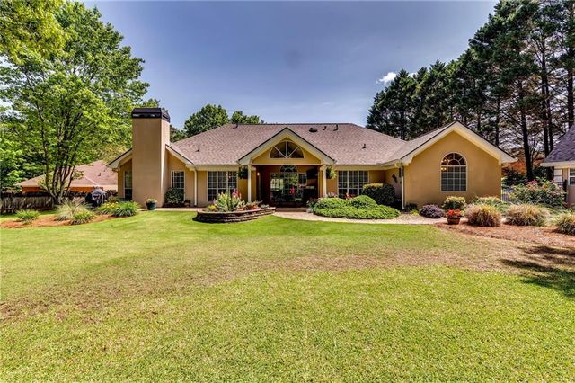 505 Cambridge Circle, Jonesboro, GA 30236