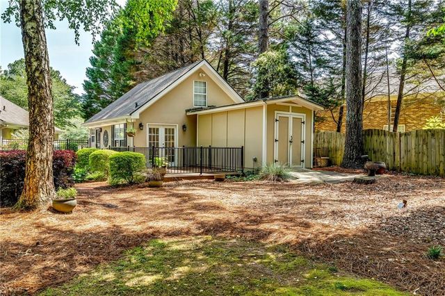 505 Cambridge Circle, Jonesboro, GA 30236