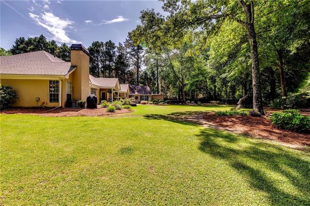 505 Cambridge Circle, Jonesboro, GA 30236