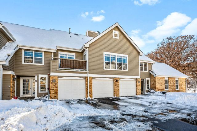6020 Chasewood Parkway 203, Hopkins, MN 55343