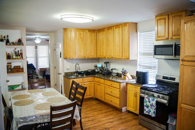 2320 S Albany Avenue, Chicago, IL 60623