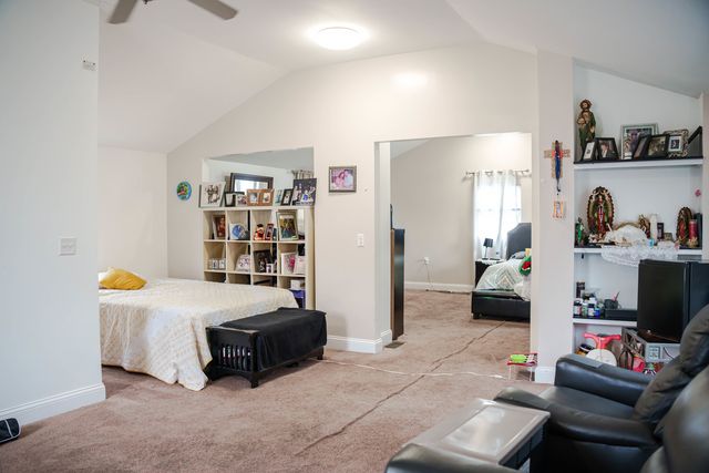 2320 S Albany Avenue, Chicago, IL 60623