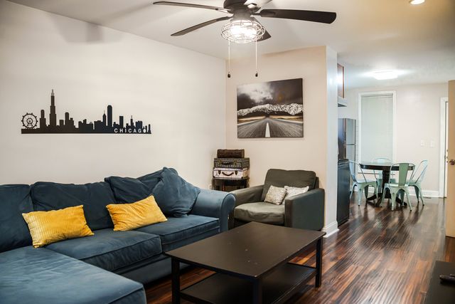 2320 S Albany Avenue, Chicago, IL 60623