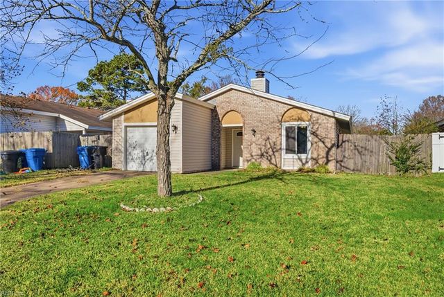 625 Orangewood DR, Virginia Beach, VA 23453