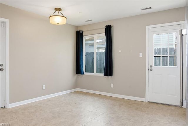 625 Orangewood DR, Virginia Beach, VA 23453