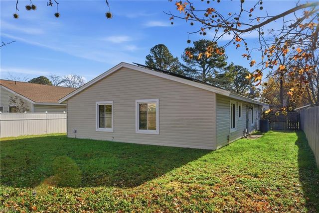 625 Orangewood DR, Virginia Beach, VA 23453