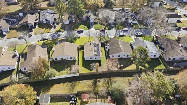 625 Orangewood DR, Virginia Beach, VA 23453