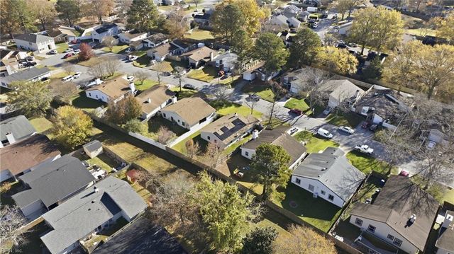 625 Orangewood DR, Virginia Beach, VA 23453