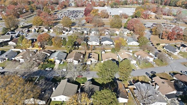 625 Orangewood DR, Virginia Beach, VA 23453