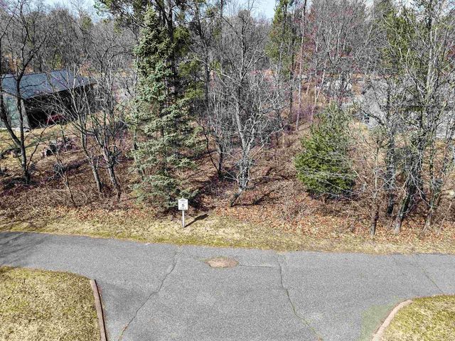 456 Tomahawk Trail, Nekoosa, WI 54457