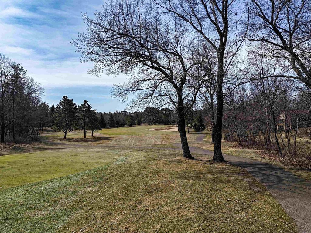 456 Tomahawk Trail, Nekoosa, WI 54457