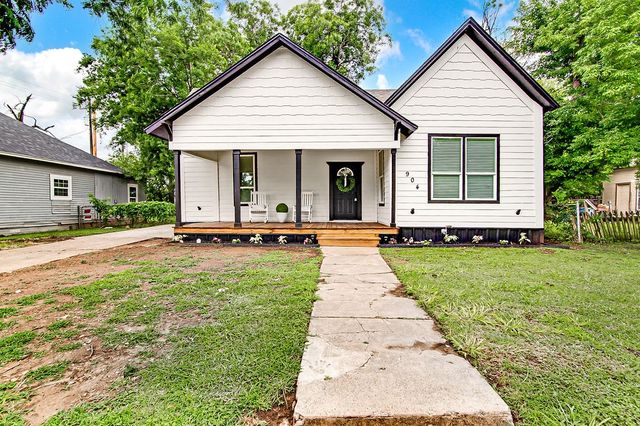 904 S Anglin Street, Cleburne, TX 76031