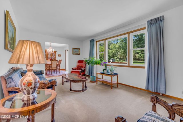 46 Camden Road, Hillsborough, NJ 08844