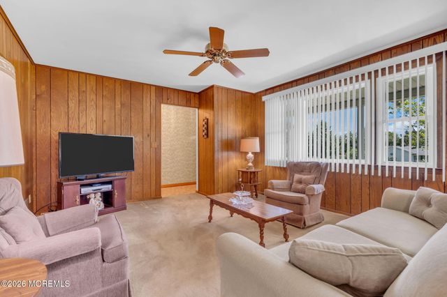 46 Camden Road, Hillsborough, NJ 08844