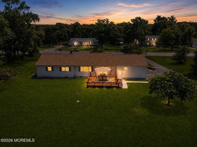 46 Camden Road, Hillsborough, NJ 08844