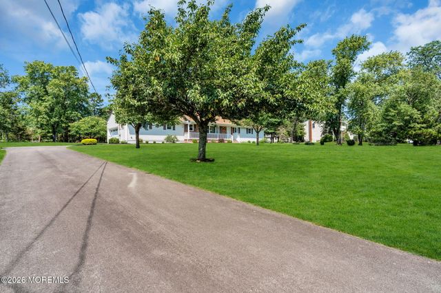 46 Camden Road, Hillsborough, NJ 08844