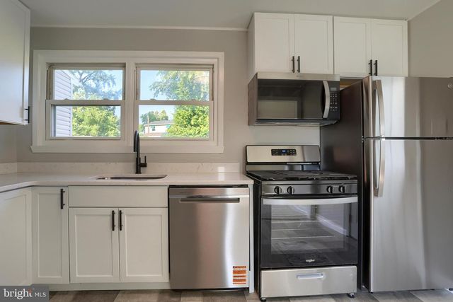 204 S LOCUST STREET, Camp Hill, PA 17001