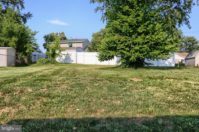 204 S LOCUST STREET, Camp Hill, PA 17001