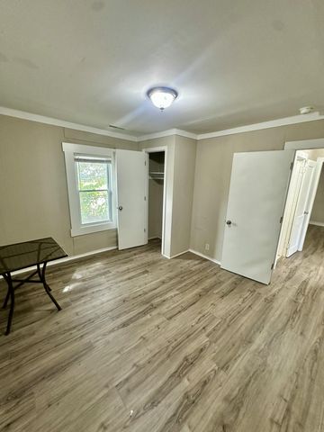 1837 Doscher Avenue, Charleston, SC 29405