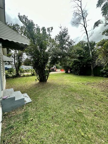 1837 Doscher Avenue, Charleston, SC 29405