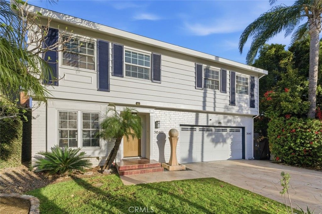 Image 2 of property listing at 3640 Pine Avenue, Long Beach, CA 90807