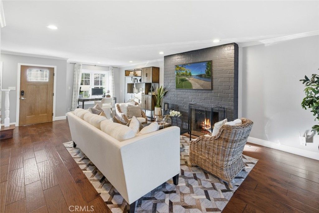 Image 4 of property listing at 3640 Pine Avenue, Long Beach, CA 90807