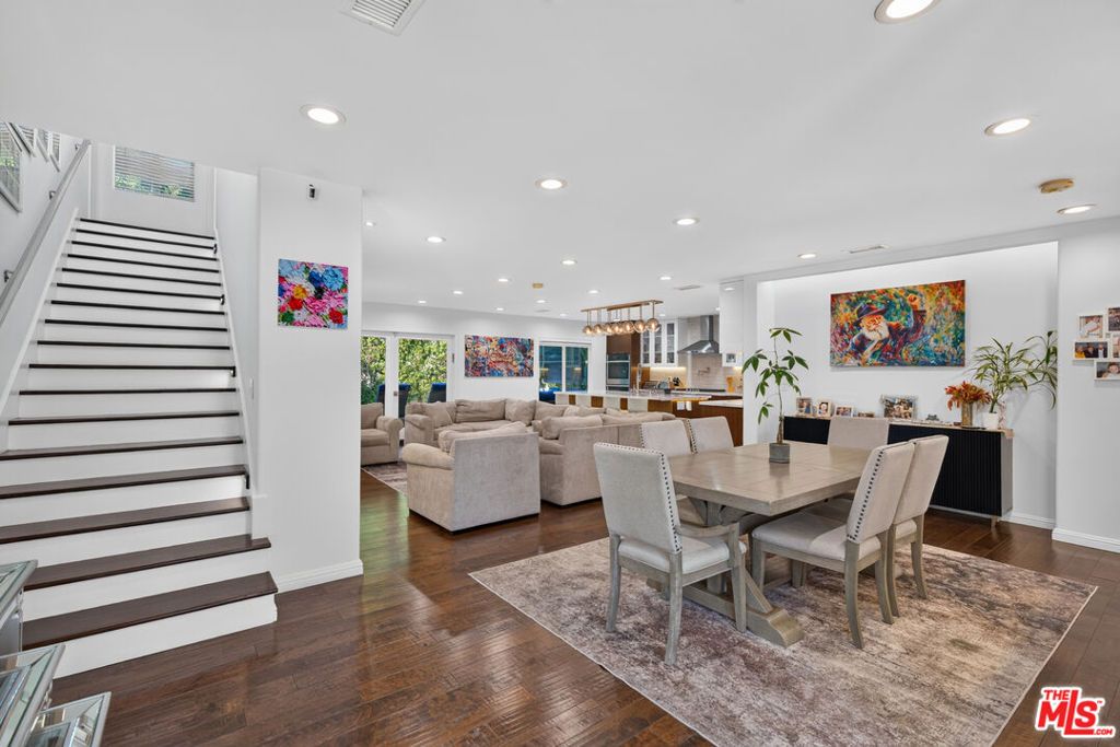 17807 Collins Street, Encino, CA 91316 — photo 2